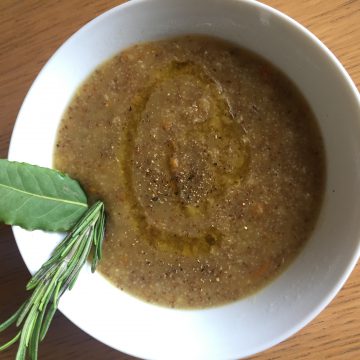 “Polenta” di teff e lenticchie 